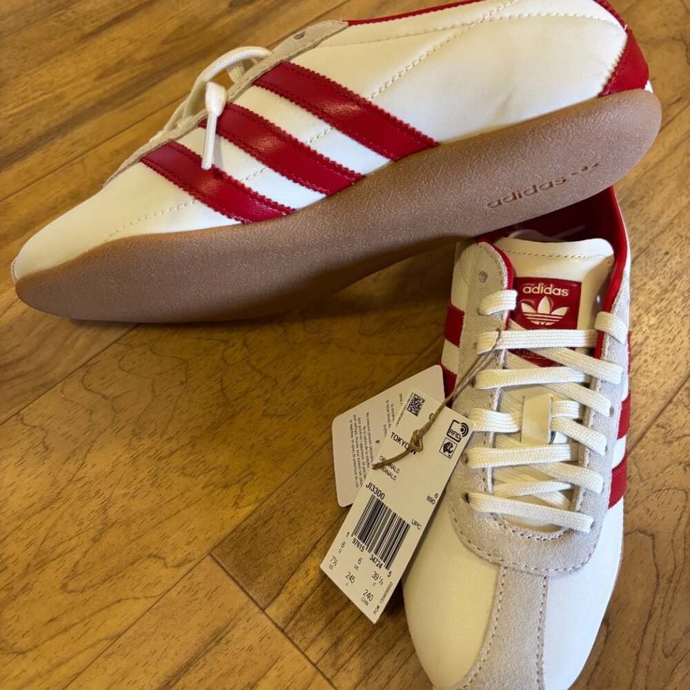 NWT in box Adidas Tokyo red and white 7 1/2